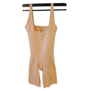 Bodysuit Accents by Spanx Neutral Tan Shapewear Adj. Strap Open Chest/Thigh XL